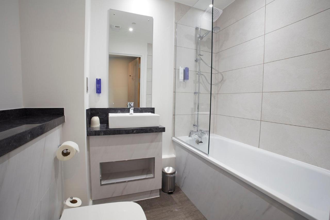 Ty Milford Waterfront Hotel Milford Haven Buitenkant foto