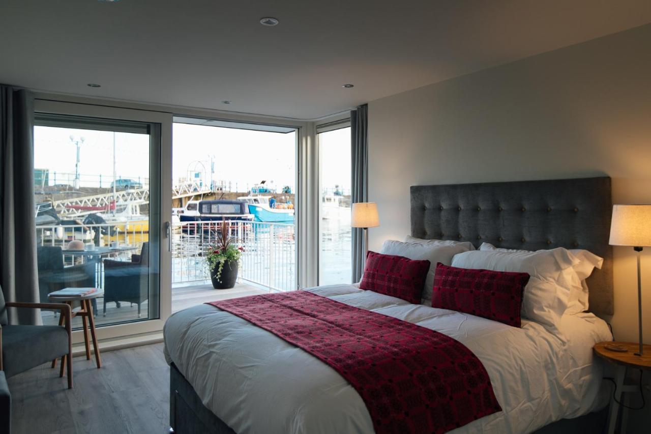 Ty Milford Waterfront Hotel Milford Haven Buitenkant foto