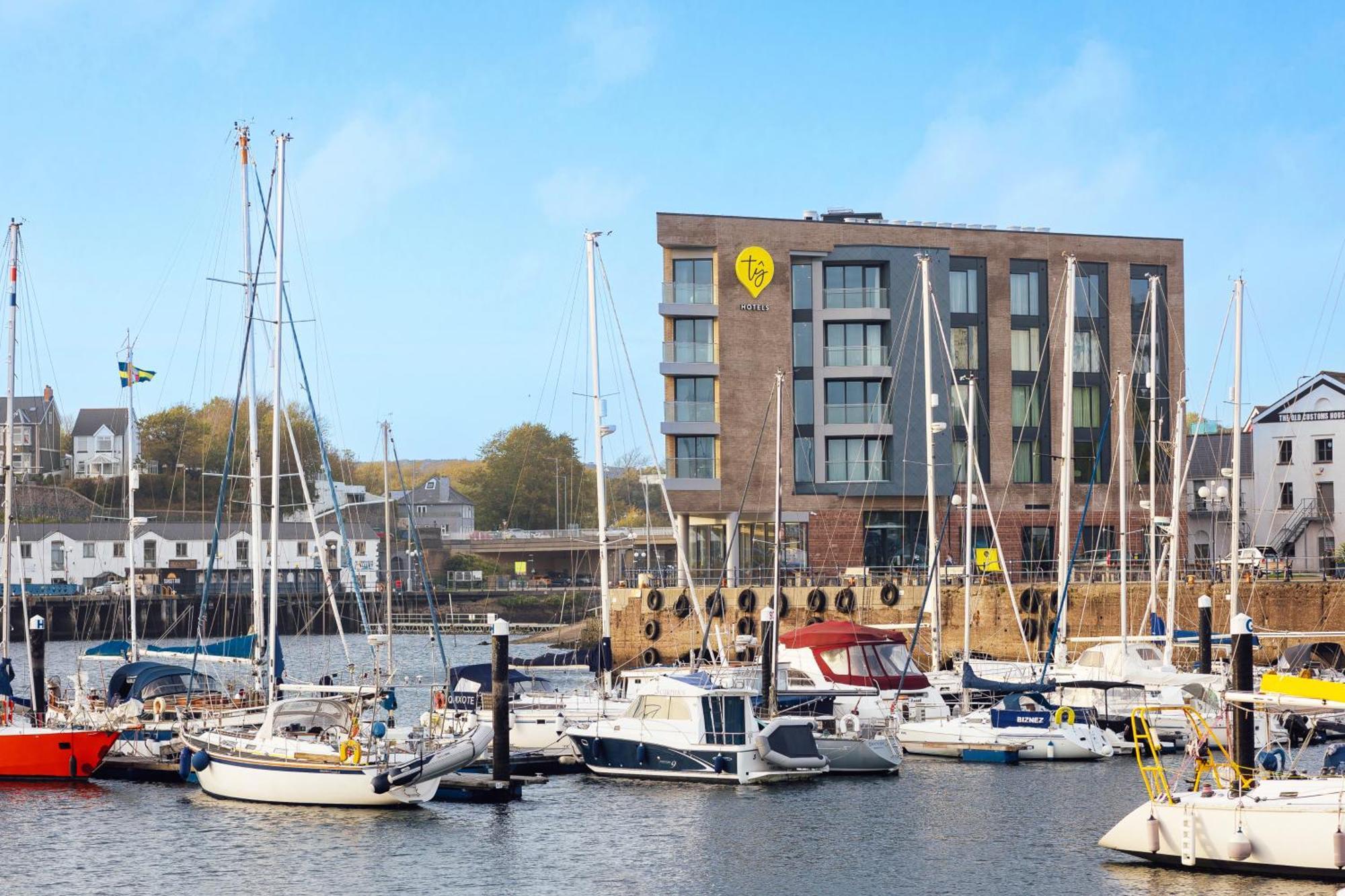 Ty Milford Waterfront Hotel Milford Haven Buitenkant foto