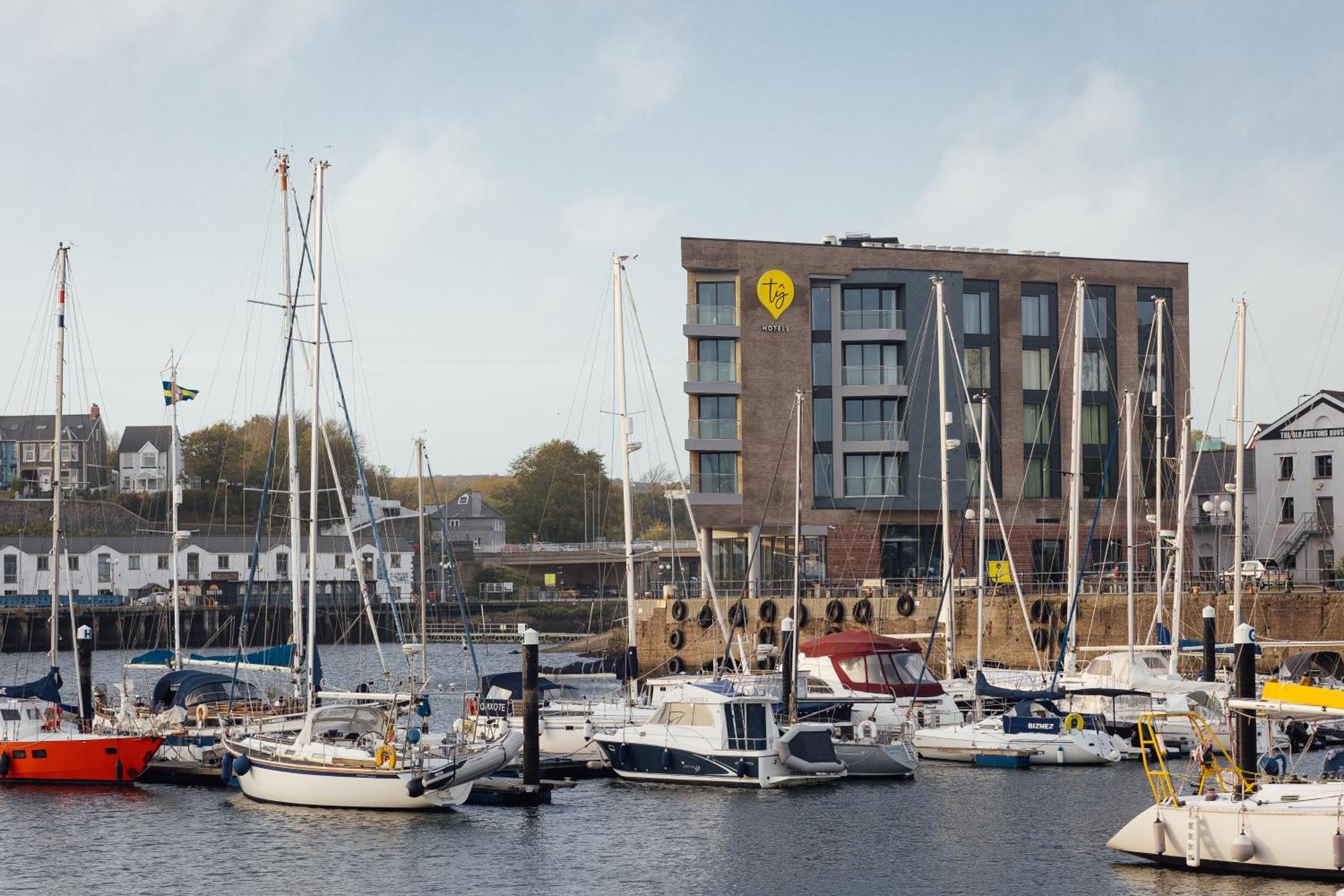 Ty Milford Waterfront Hotel Milford Haven Buitenkant foto